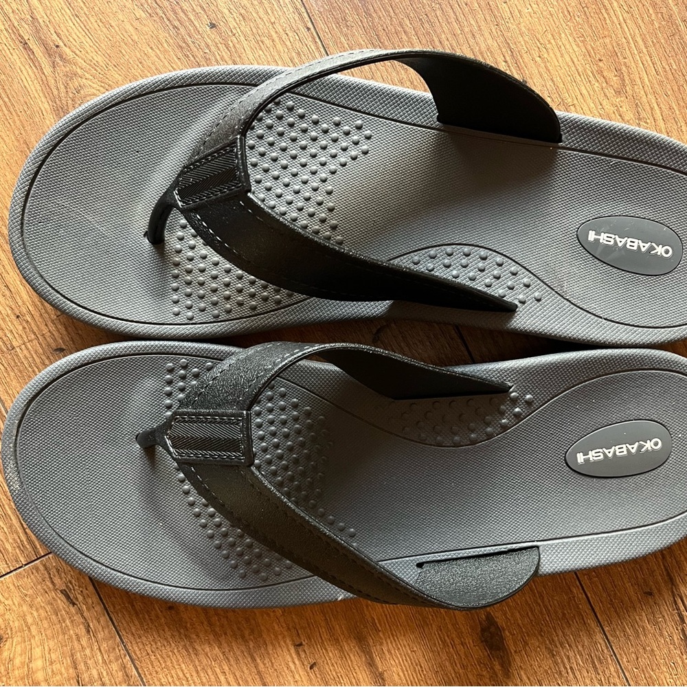 Okabashi Men's Black Grey Flip-Flop Sandals